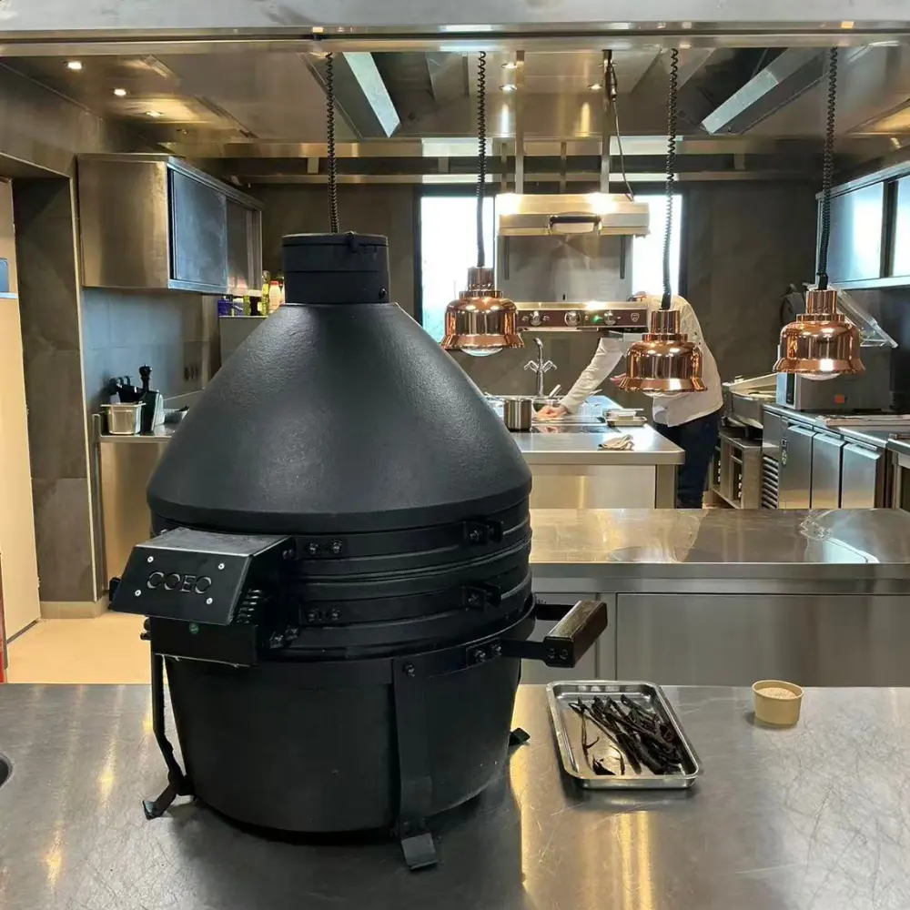 No table no stool (14).webp